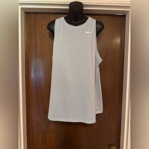 Th Nike Tee - Dri-Fit - Size XL